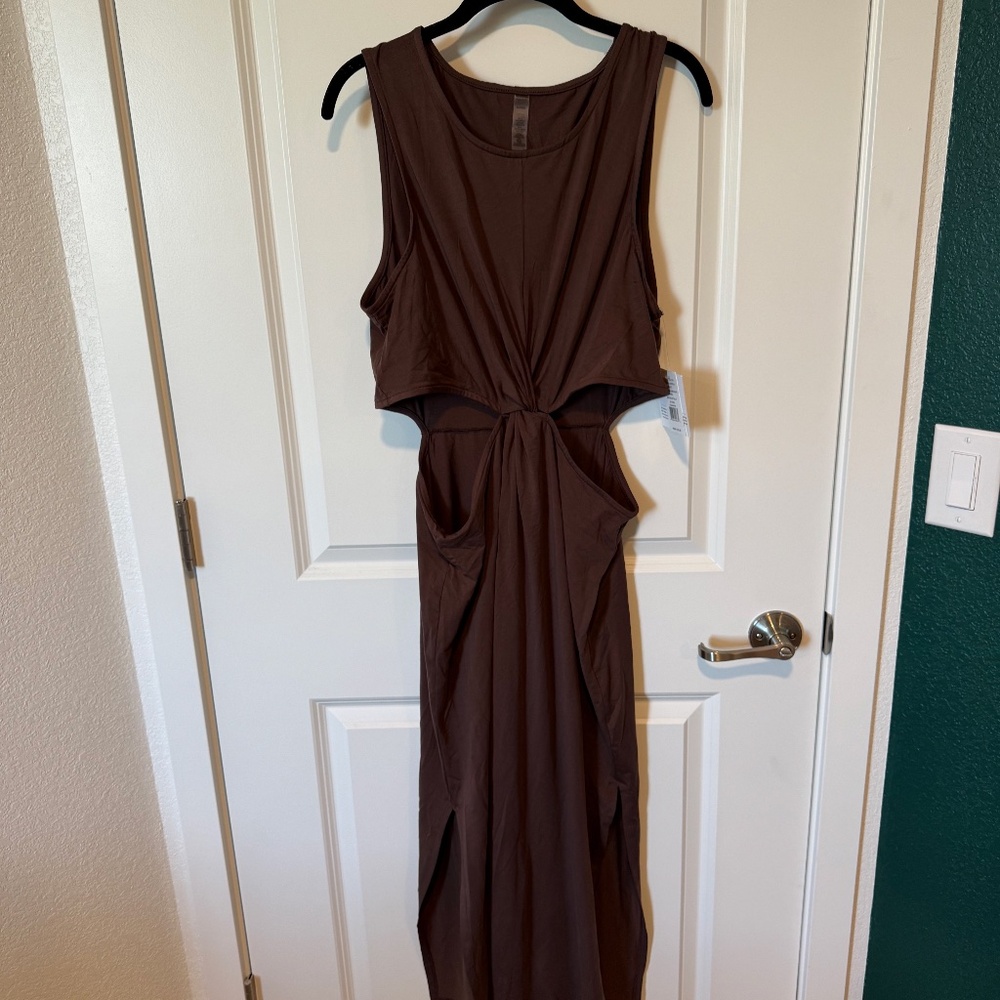 NWT Beyond Yoga Around the World Twist Front Dress - XL - Espresso